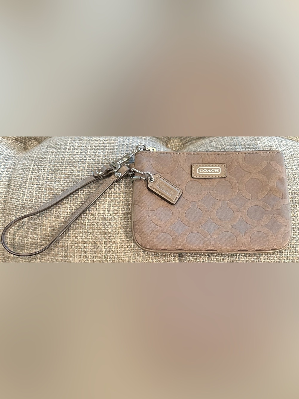 Coach Signature Jacquard Corner Zip Wristlet Taupe Beige Mushroom Silver EUC